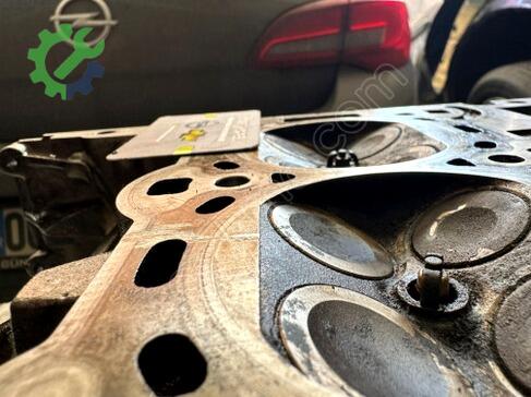 Opel Agila Silindir Kapağı 90529778 çıkma parça