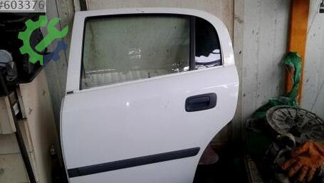 Opel Astra Sol Arka Kapı çıkma parça