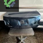 Opel astra bagaj kapağı