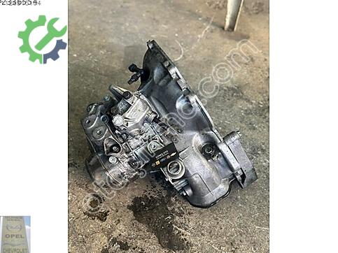 Opel Astra Şanzıman Komple F13C394 çıkma parça