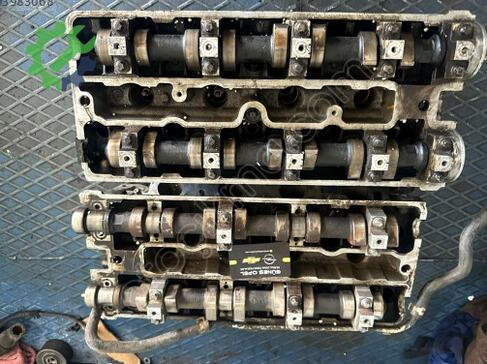 Opel Astra Silindir Kapağı 90501968 çıkma parça