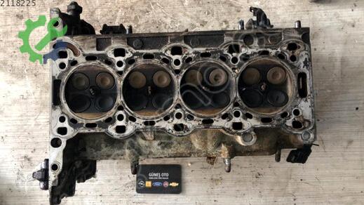 Opel Astra Silindir Kapağı 90400234 çıkma parça