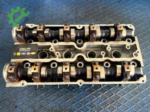 Opel Astra Silindir Kapağı R90400187 çıkma parça
