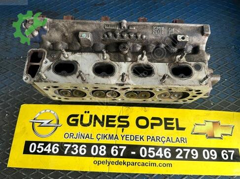 Opel Astra Silindir Kapağı 13106674 çıkma parça