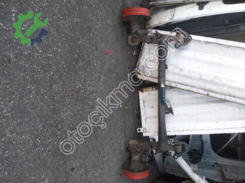 Opel Astra Arka Dingil çıkma parça