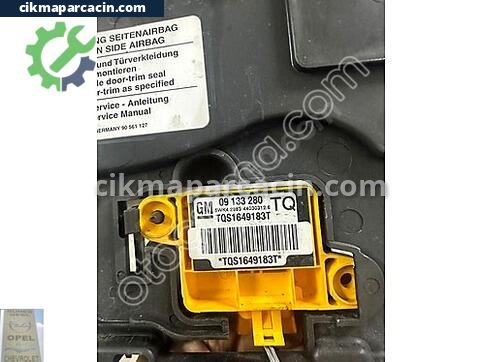 Opel Astra Darbe Sensörü çıkma parça
