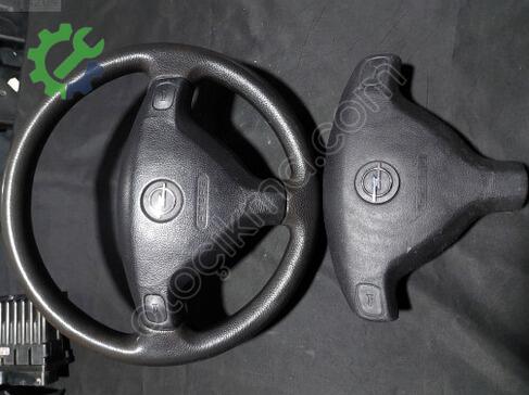 Opel Astra Direksiyon Simidi çıkma parça