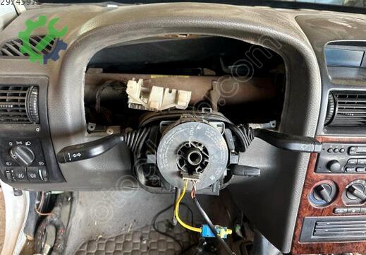 Opel Astra Göğüs çıkma parça