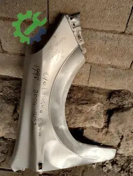 Opel Astra Sağ Ön Çamurluk çıkma parça