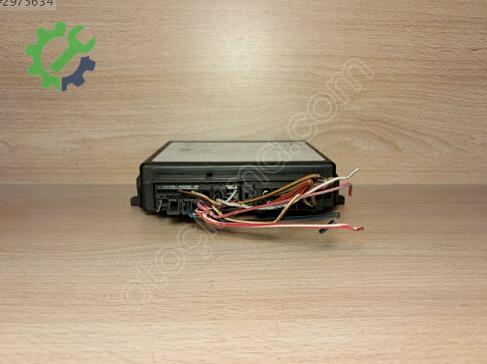 Opel Astra Merkezi Kilit Beyni 90560112 çıkma parça