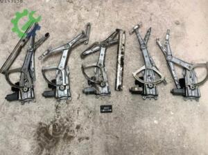 Çıkma Opel Astra Cam Krikosu 90521882