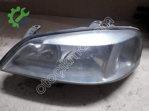 Opel Astra Sağ Ön Far çıkma parça