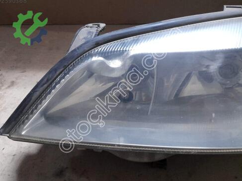 Opel Astra Sağ Ön Far çıkma parça
