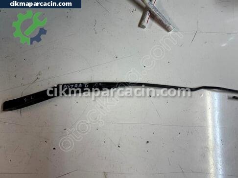 Opel Astra Silecek Kolu çıkma parça