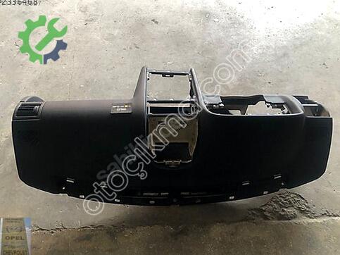 Opel Astra Sinyal çıkma parça