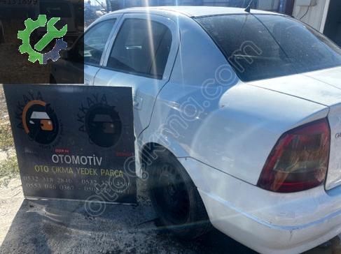 Opel Astra Arka Çamurluk çıkma parça