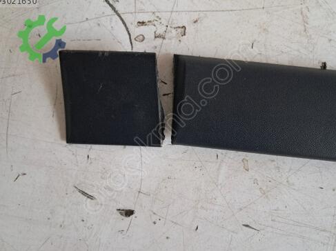 Opel Astra Sol Kapı Çıtası 90587377 çıkma parça