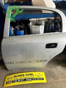 Opel Astra Orijinal Çıkma Sol Arka Kapı
