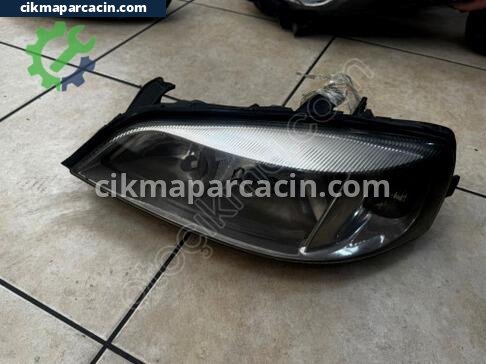 Opel Astra Sol Ön Far çıkma parça