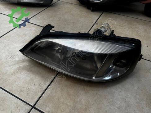 Opel Astra Sol Ön Far çıkma parça