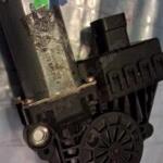 Opel Astra Orijinal Çıkma Cam Motoru