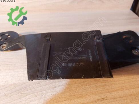 Opel Astra Motor Braketi 90588767 çıkma parça