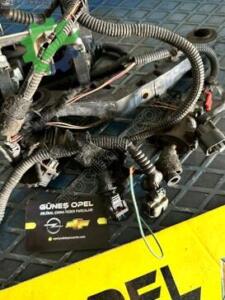 Opel Zafira 2025 - 2025 Motor Tesisatı Çıkma - 55351405