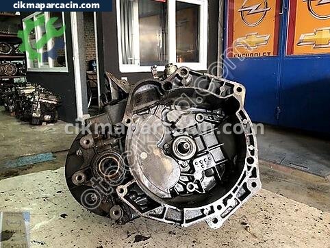 Opel Astra Şanzıman Komple çıkma parça