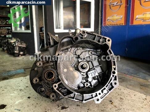 Opel Astra Şanzıman Komple çıkma parça