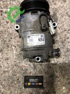 Opel Astra Klima Kompresörü 13322146 çıkma parça