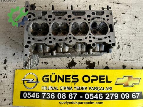 Opel Astra Silindir Kapağı 55351328 çıkma parça