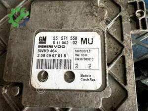 Opel Astra Orijinal Çıkma Motor Beyni 55571588