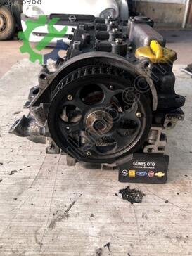 Opel Astra Silindir Kapağı Z17DTH çıkma parça