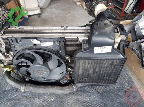 Opel Astra Turbo Radyatörü çıkma parça