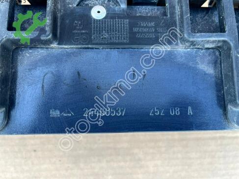 Opel Astra Tampon Demiri 24460537 çıkma parça