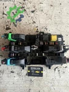 Sigorta Kutusu Opel Astra 2025 - 2025 Çıkma 13220831