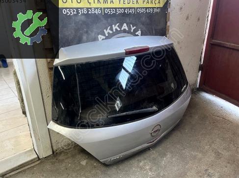 Opel Astra Bagaj Kapağı çıkma parça