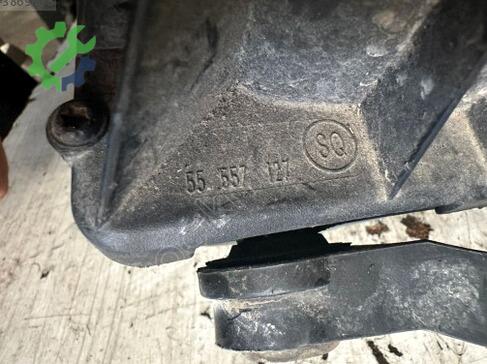 Opel Astra Hava Filtresi Kutusu 55557127 çıkma parça