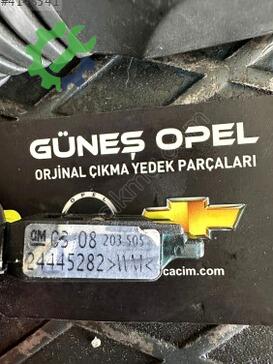 Opel Astra Sinyal Kolu 24445282 çıkma parça