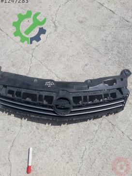 Opel Astra Ön Panjur çıkma parça