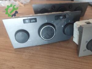 Opel Astra Klima Kontrol Paneli Çıkma