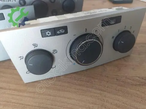 Opel Astra Klima Kontrol Paneli çıkma parça