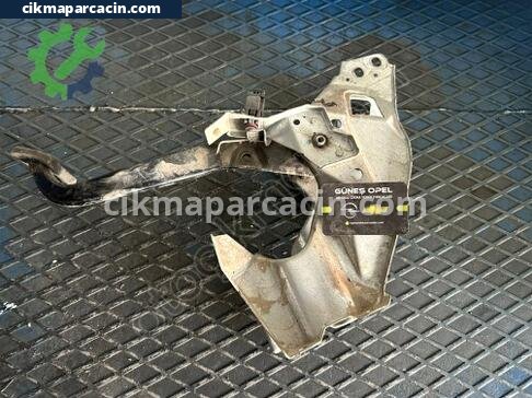 Opel Astra Pedal çıkma parça