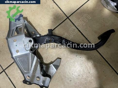 Opel Astra Pedal çıkma parça