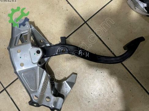 Opel Astra Pedal çıkma parça