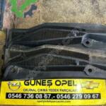 Opel Astra 2026 – 2026 Çıkma Ön Cam Izgarası 24463382
