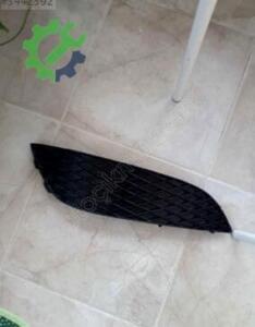 Opel Astra H ön tampon sağ sis çerçevesi