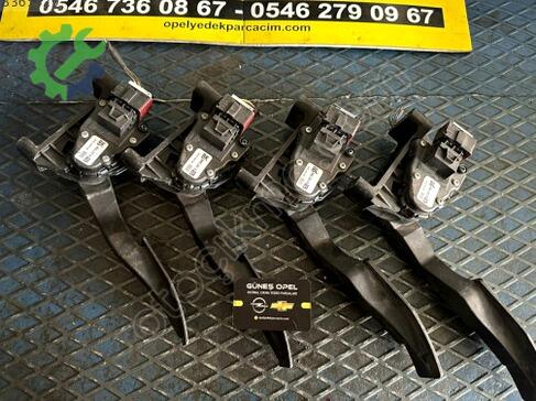 Opel Astra Pedal çıkma parça