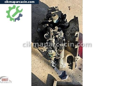 Opel Astra Şanzıman Komple çıkma parça