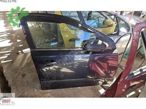 Opel Astra H sağ ön kapı